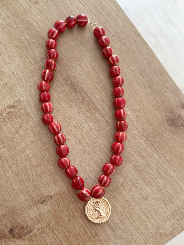 Collar medalla dorada - Imagen 3