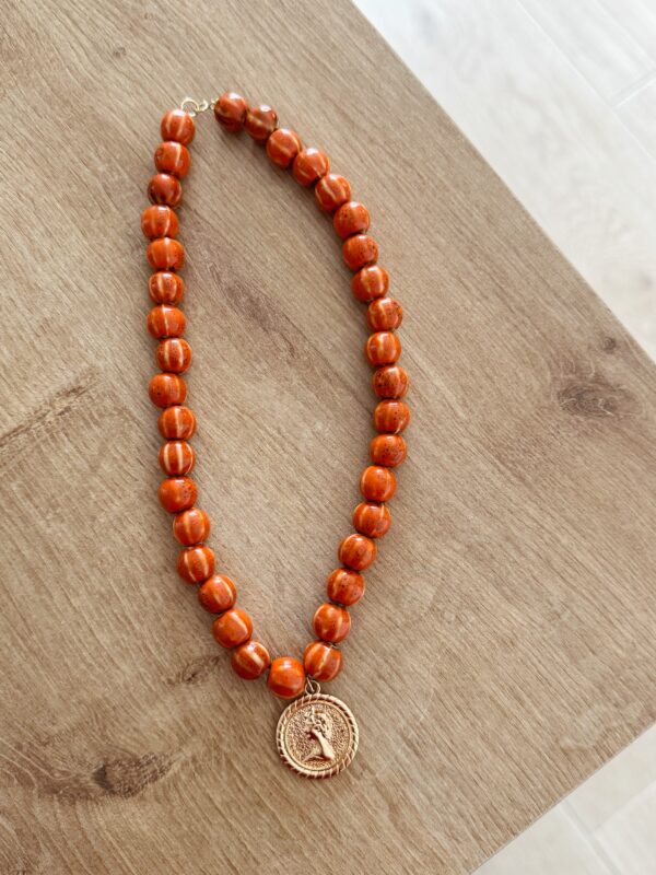 Collar medalla dorada - Imagen 4